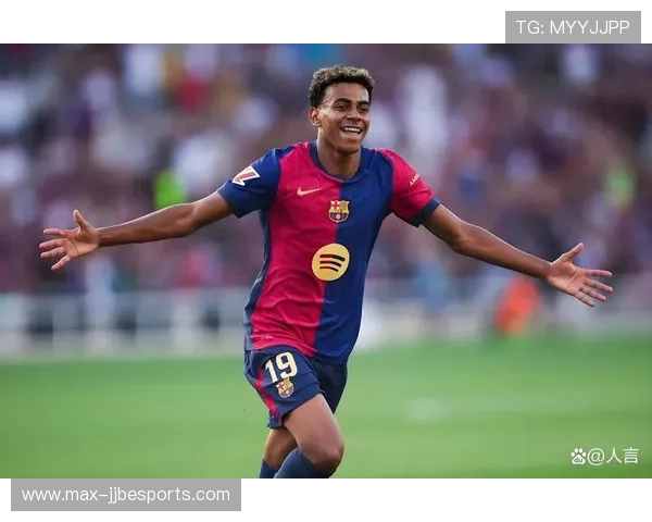 足球球星背后的秘密理发师是谁揭秘他们与发型的独特缘分